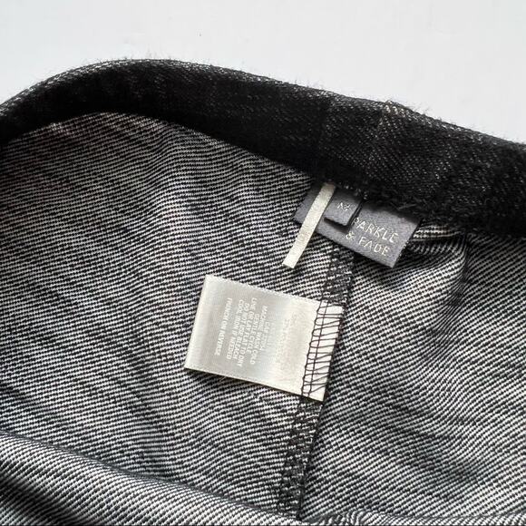 Urban Outfitters High Rise Shorts Gray Size M Marled Knit Cotton Spandex - Picture 2 of 9